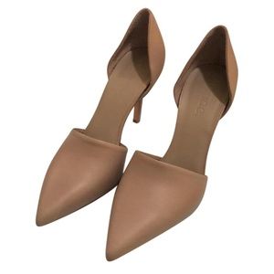 Claire Pump, Woodsmoke